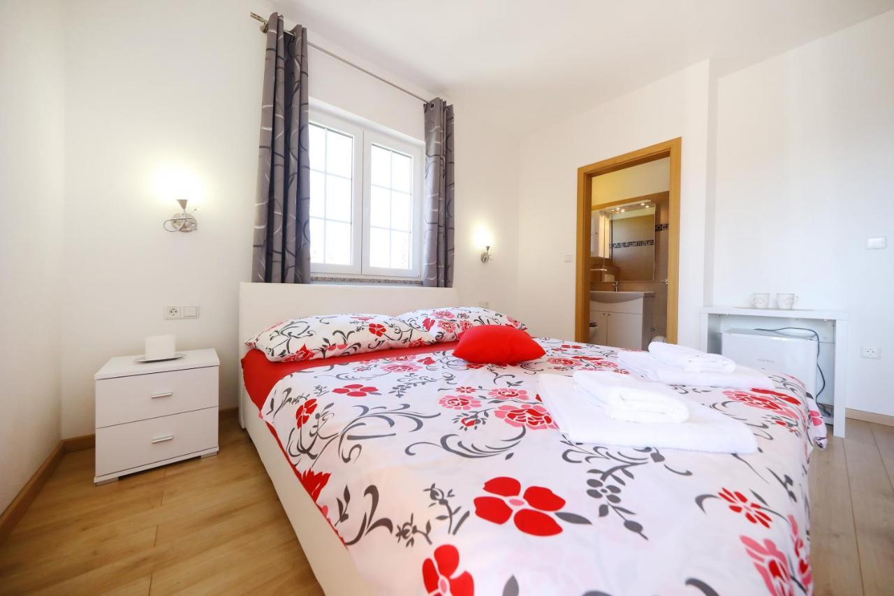 Rooms & Studio Apartmani Flower Bibinje Zewnętrze zdjęcie