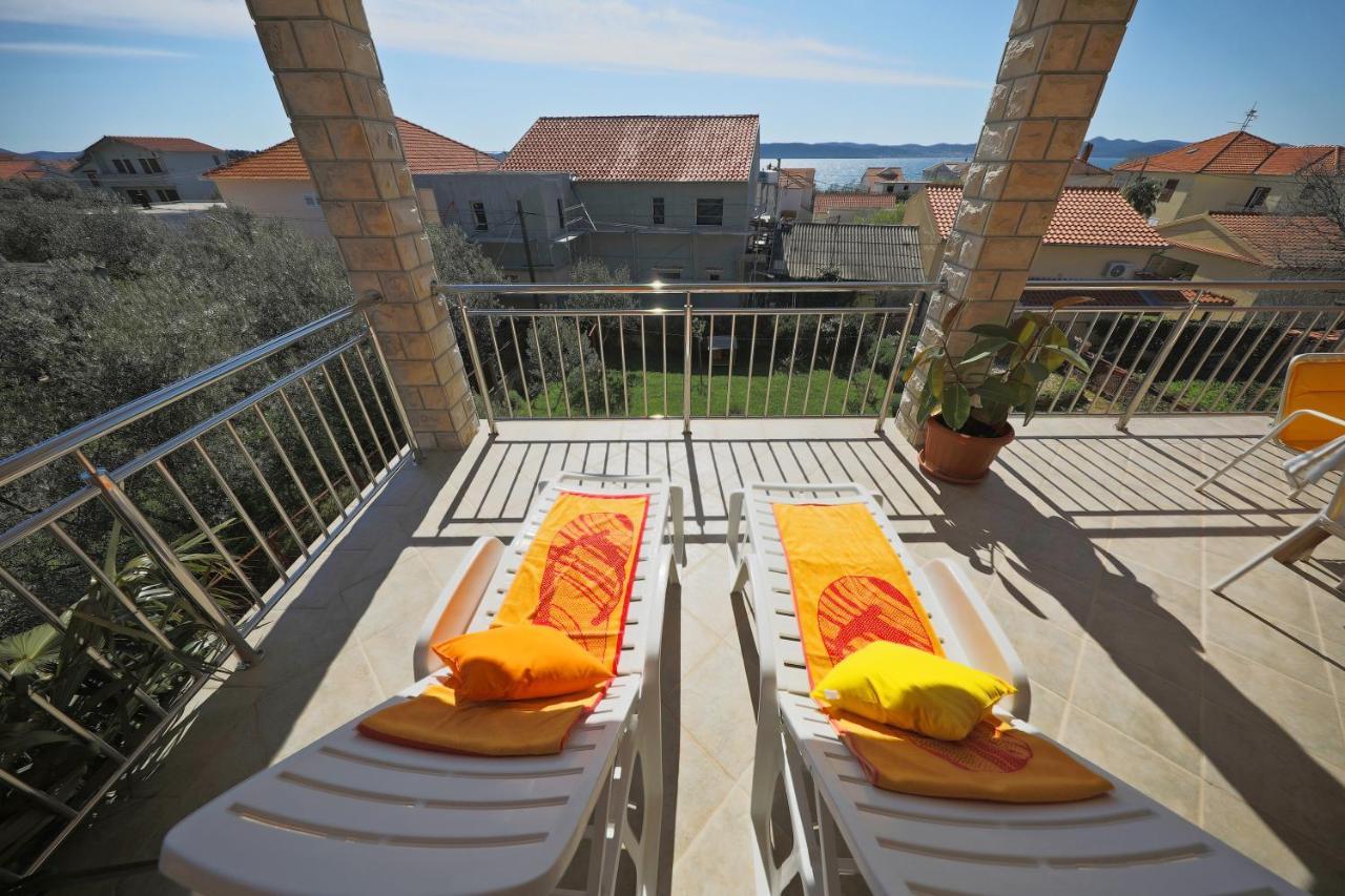 Rooms & Studio Apartmani Flower Bibinje Zewnętrze zdjęcie